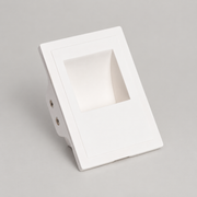 Aplique blanco de yeso para integración en pared, vista completa