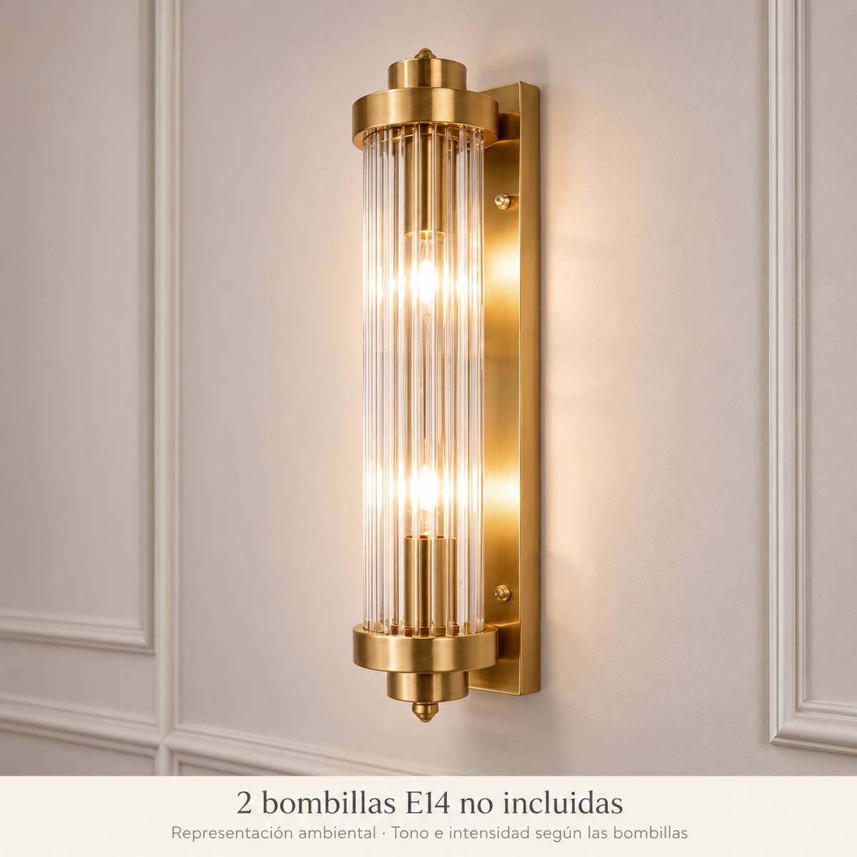 Aplique de cristal encendido con varillas rectas, representación ambiental con dos bombillas E14 no incluidas