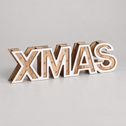 Rótulo navideño de madera con LED integrados, vista completa