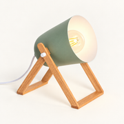 Lámpara de mesa verde celadón con soporte de madera E27, luz encendida