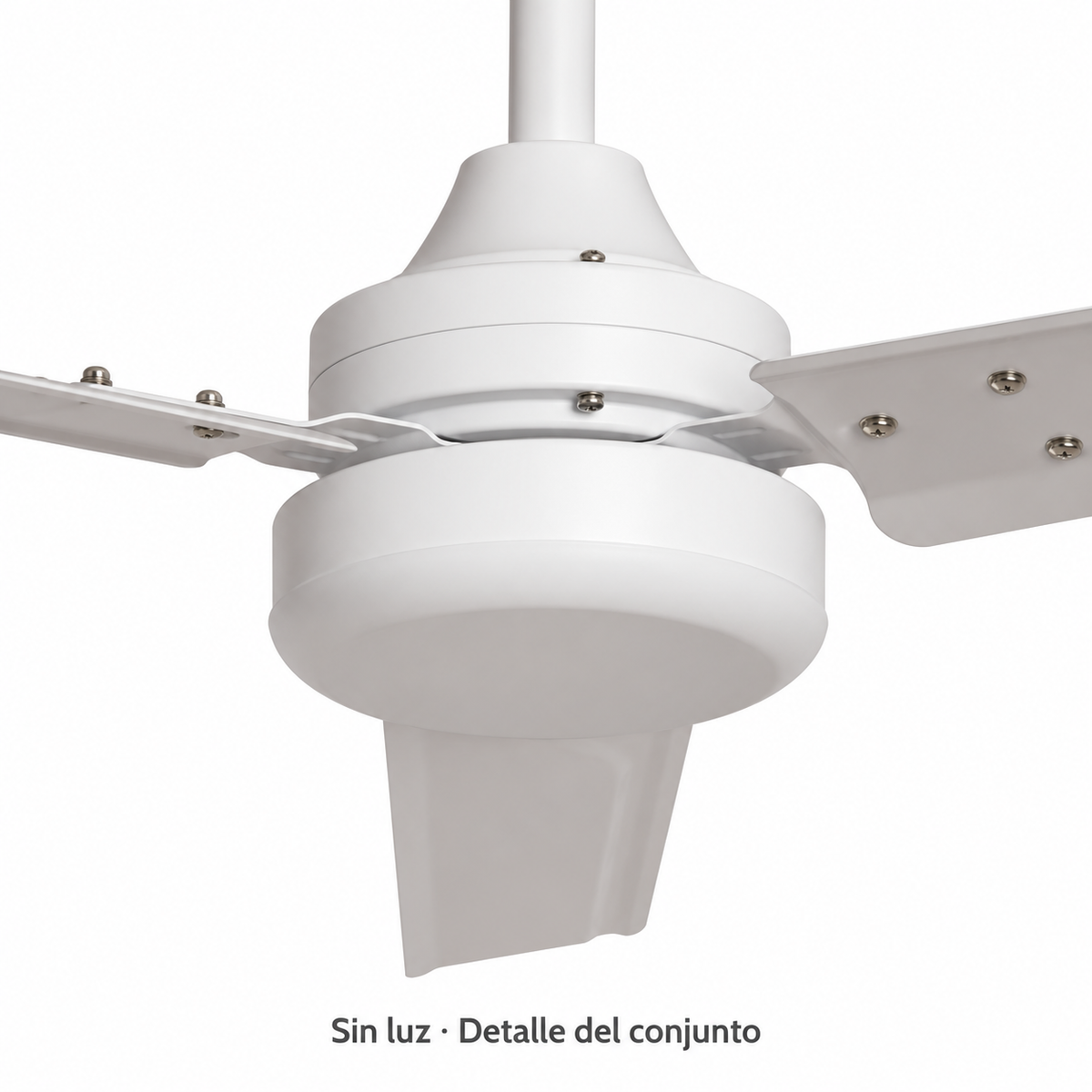 Ventilador de techo blanco sin luz, vista detalle